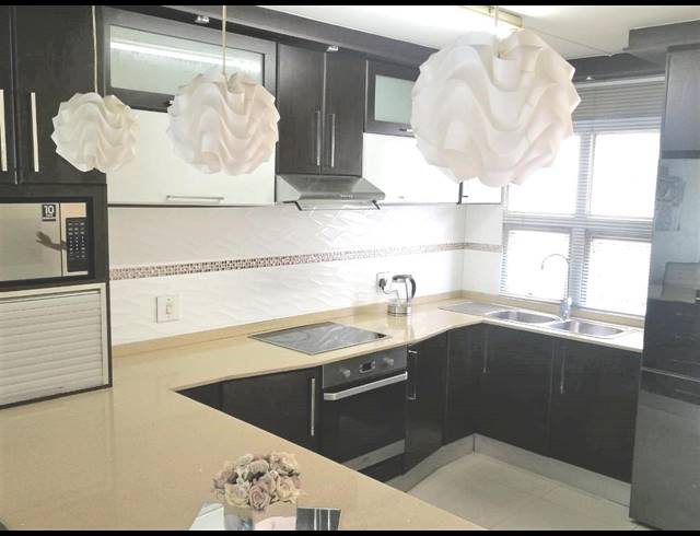 2 BEDROOM SECTIONAL TITLE SOLD IN SHERWOOD
